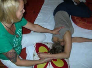 Thai-Yoga-Massage Shiatsu Workshop Seitenlage Arm